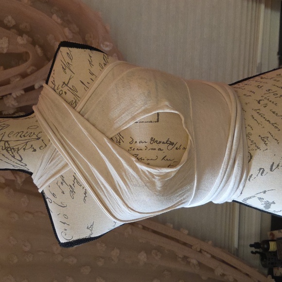 Cream Wrap Crop Top - Picture 3 of 3